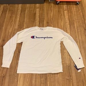 White champion long sleeve shirt size medium